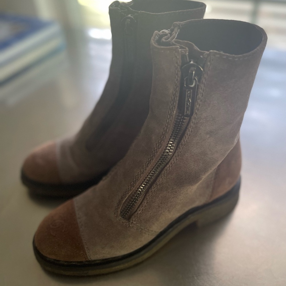 CHANEL Two-Tone Suede Boots with Zipper